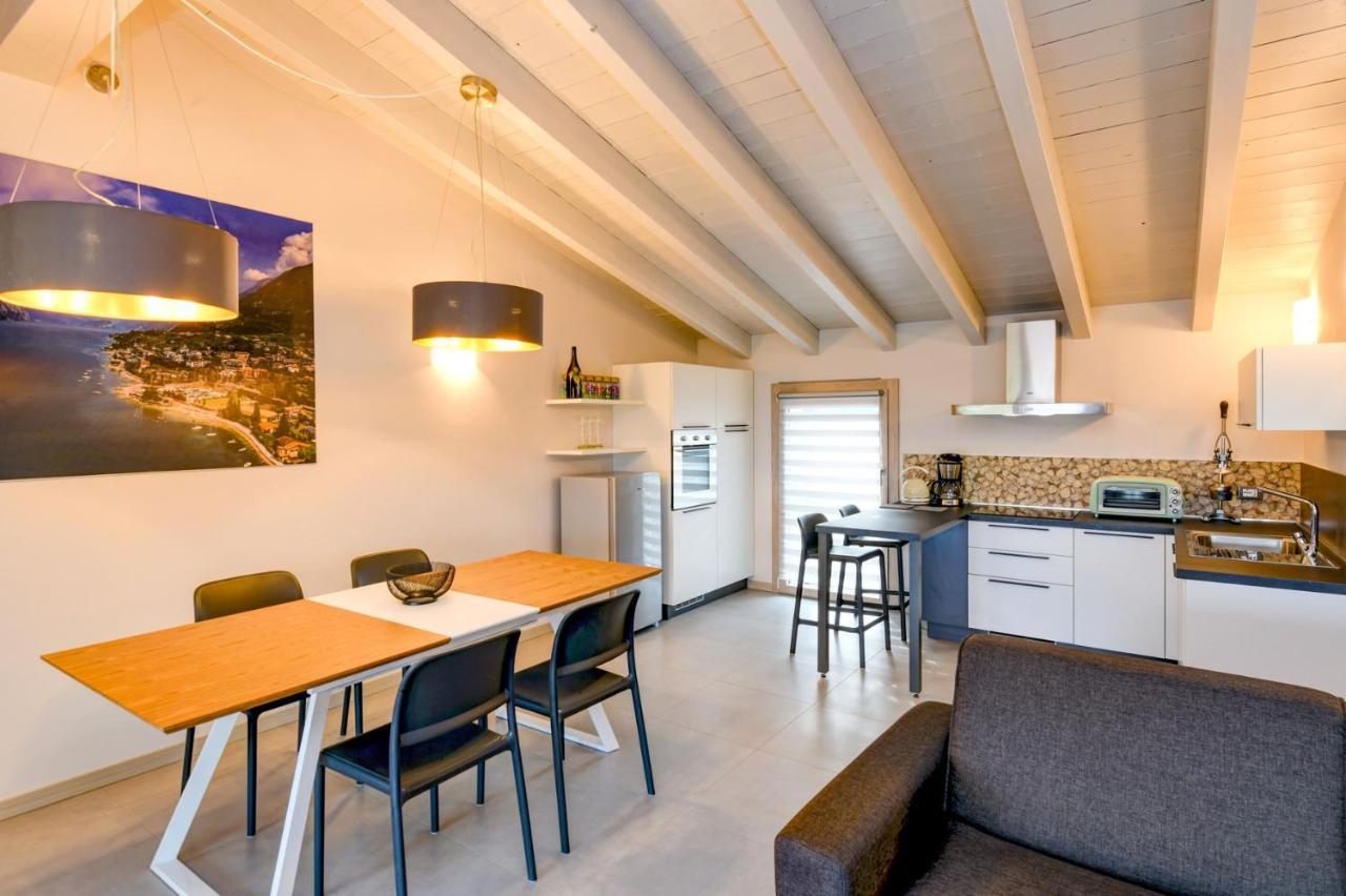 Ferienwohnung Gardaliva 5 Manerba del Garda Exterior foto