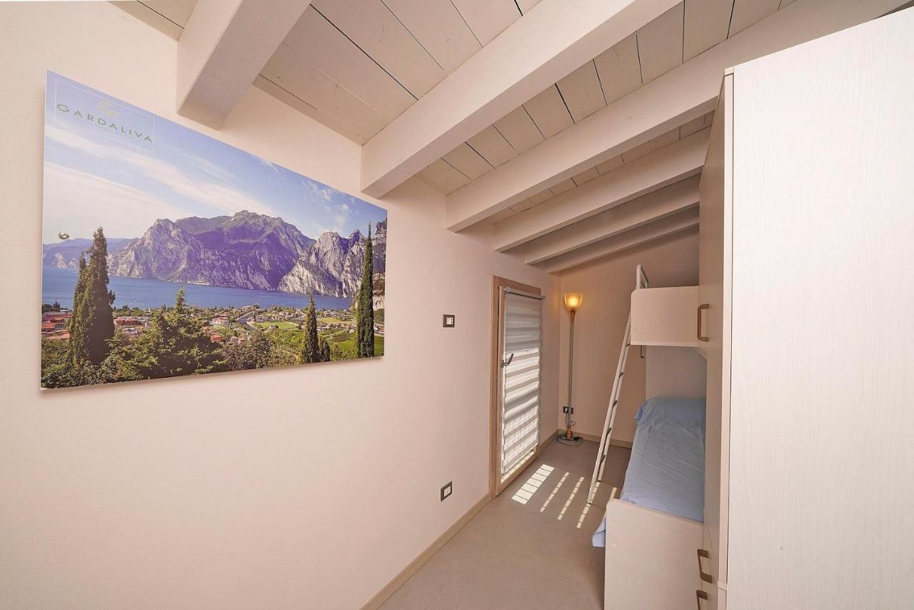 Ferienwohnung Gardaliva 5 Manerba del Garda Exterior foto